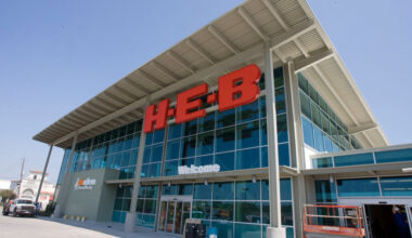 H-E-B may be eyeing another big Houston expansion project
