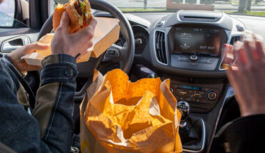 Is it legal to eat while driving in Texas? What to know