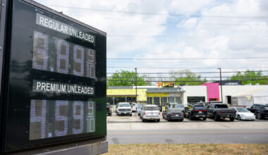 Austin's gas prices among worst in Texas ahead of Memorial Day