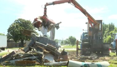 Abandoned RV torn down in Acres Homes days after FOX 26 report