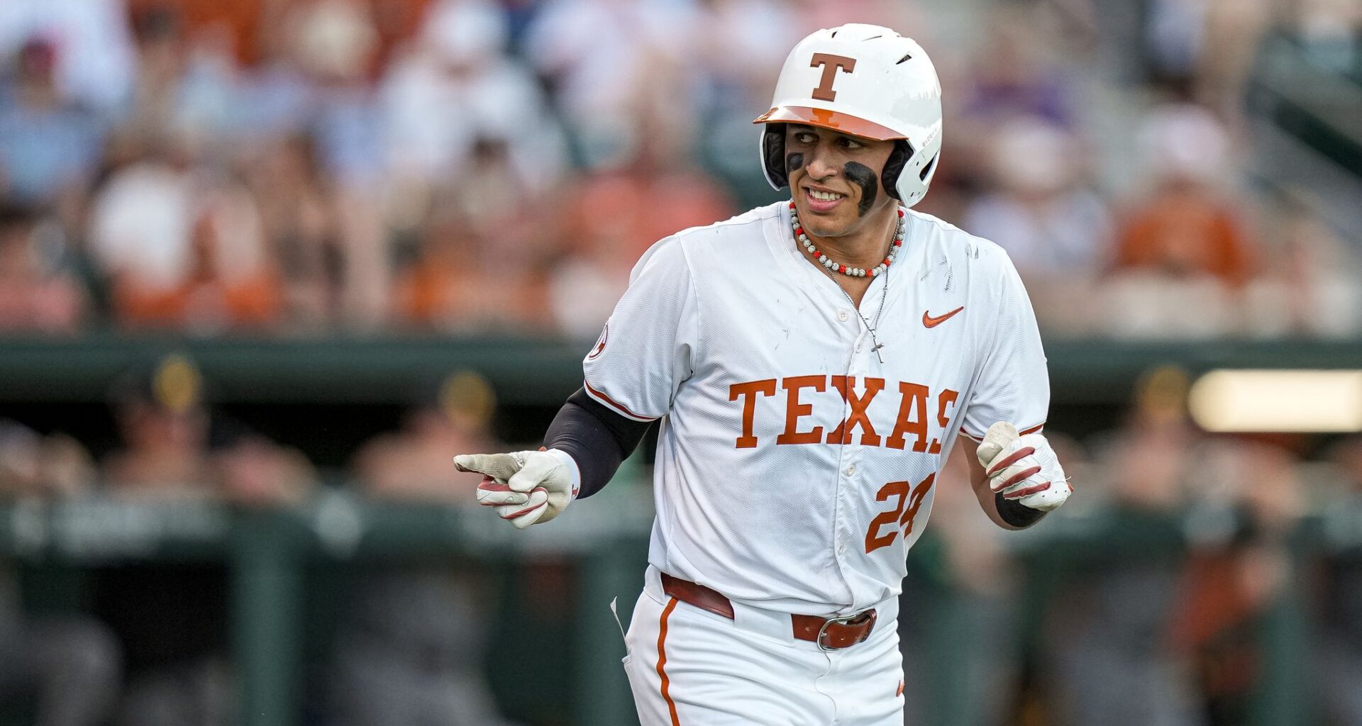 Texas baseball vs Arkansas game score: SEC quarterfinals live updates