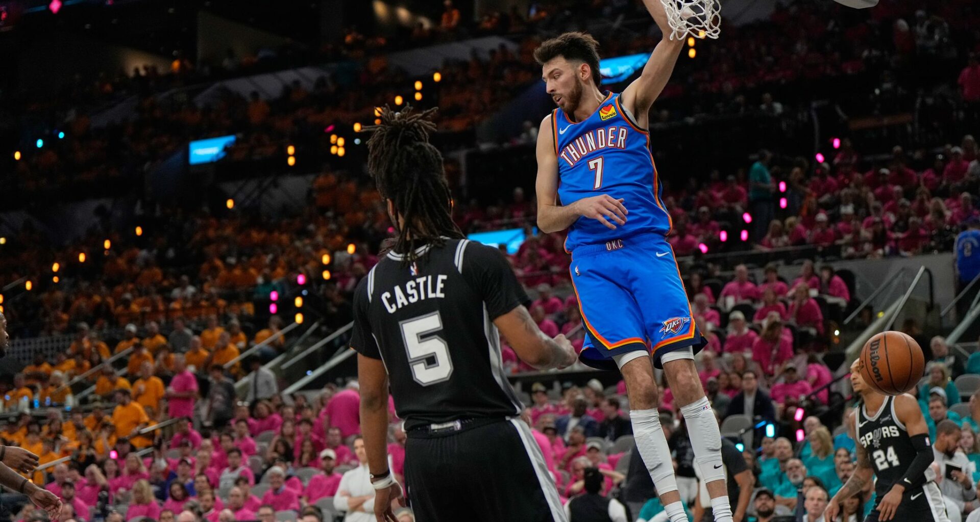 Gilgeous-Alexander, bench propel Thunder past Spurs 123-108 after historic slow start for 2-1 lead