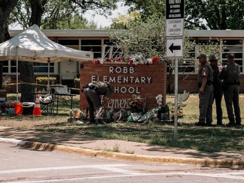 Former U.S. Rep. Gabby Giffords honors four-year anniversary of Robb Elementary school shooting