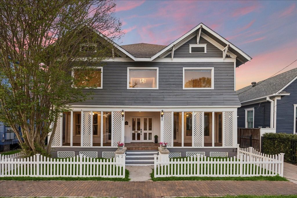 One of Houston's oldest Victorian homes hits market for $1.1M