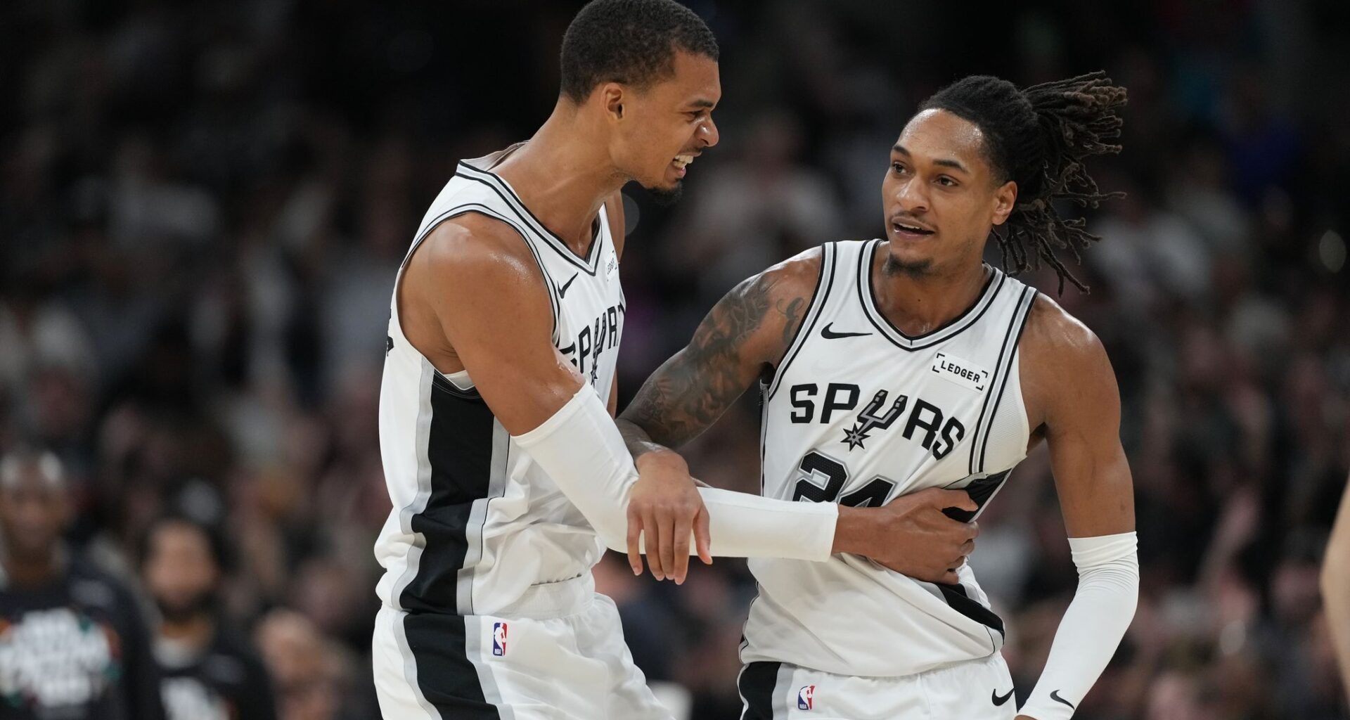 Wembanyama answers the call again, Spurs top Thunder to tie West finals at 2-2