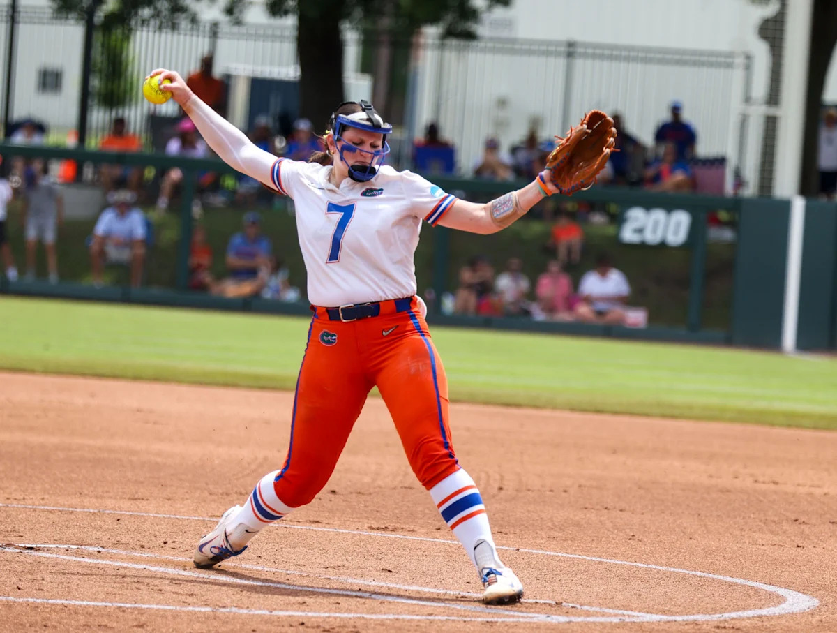 Florida softball season ends in emotional Super Regional loss to Texas Tech
