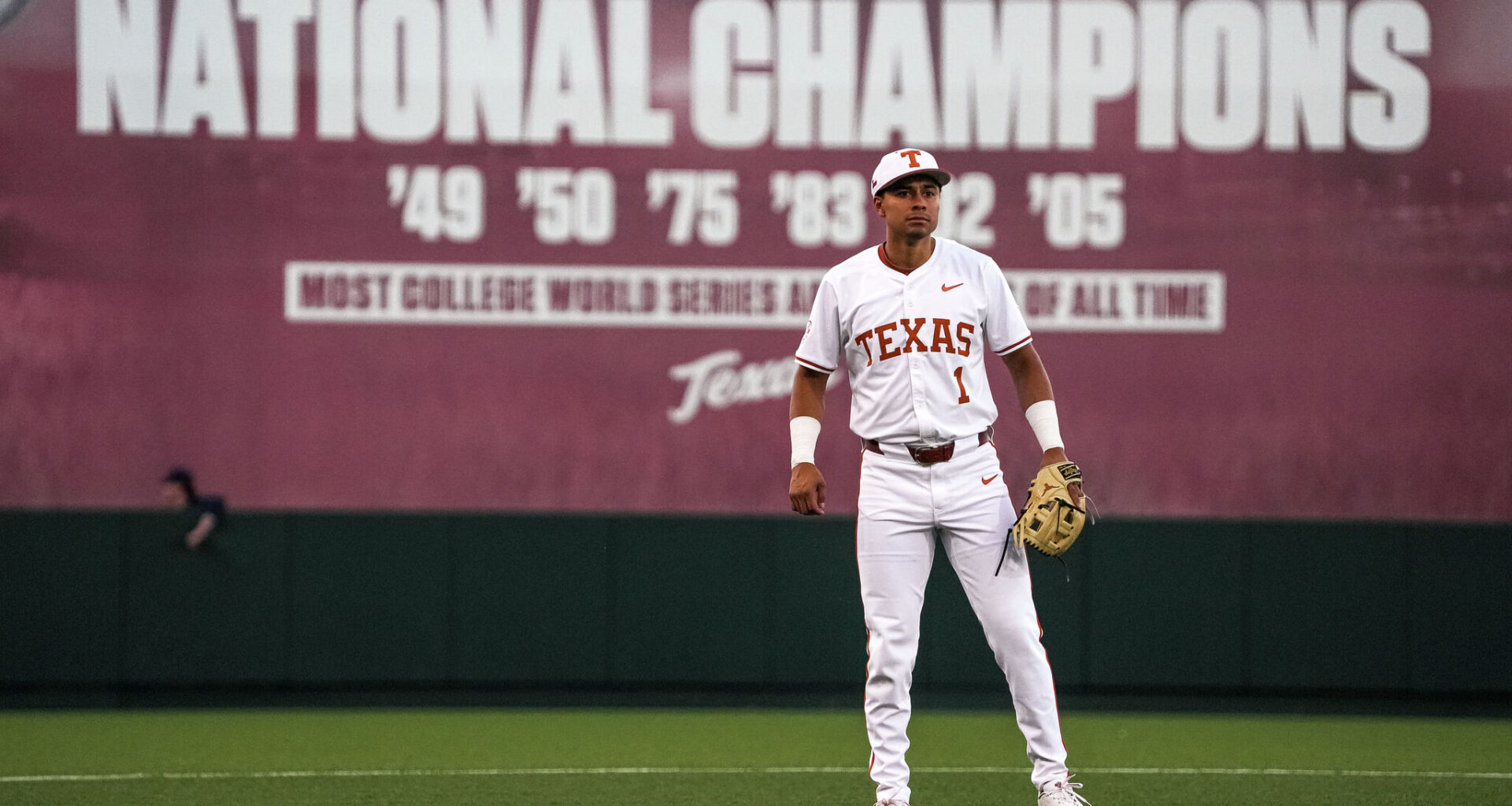 Texas hosting UCSB, Tarleton State, Holy Cross in baseball regional