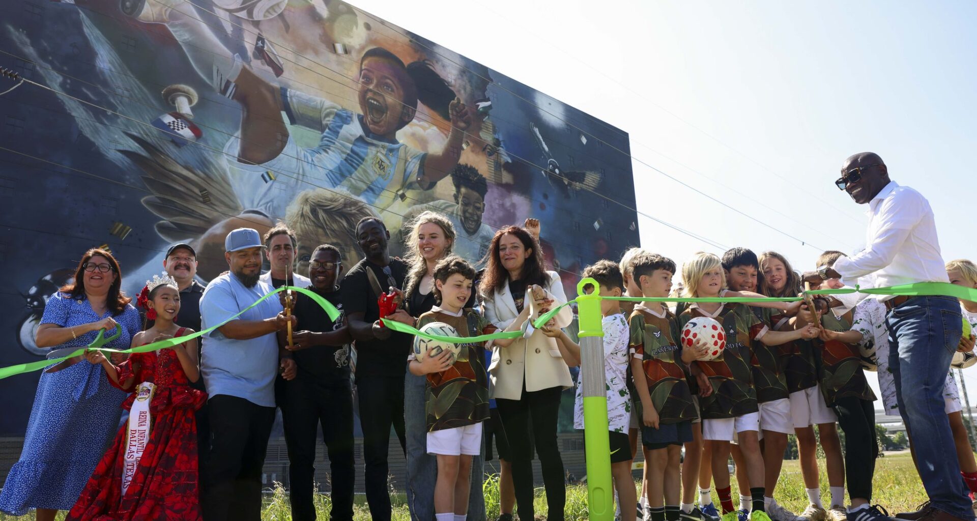 ‘Future of soccer’: FIFA World Cup mural unveiled near downtown Dallas