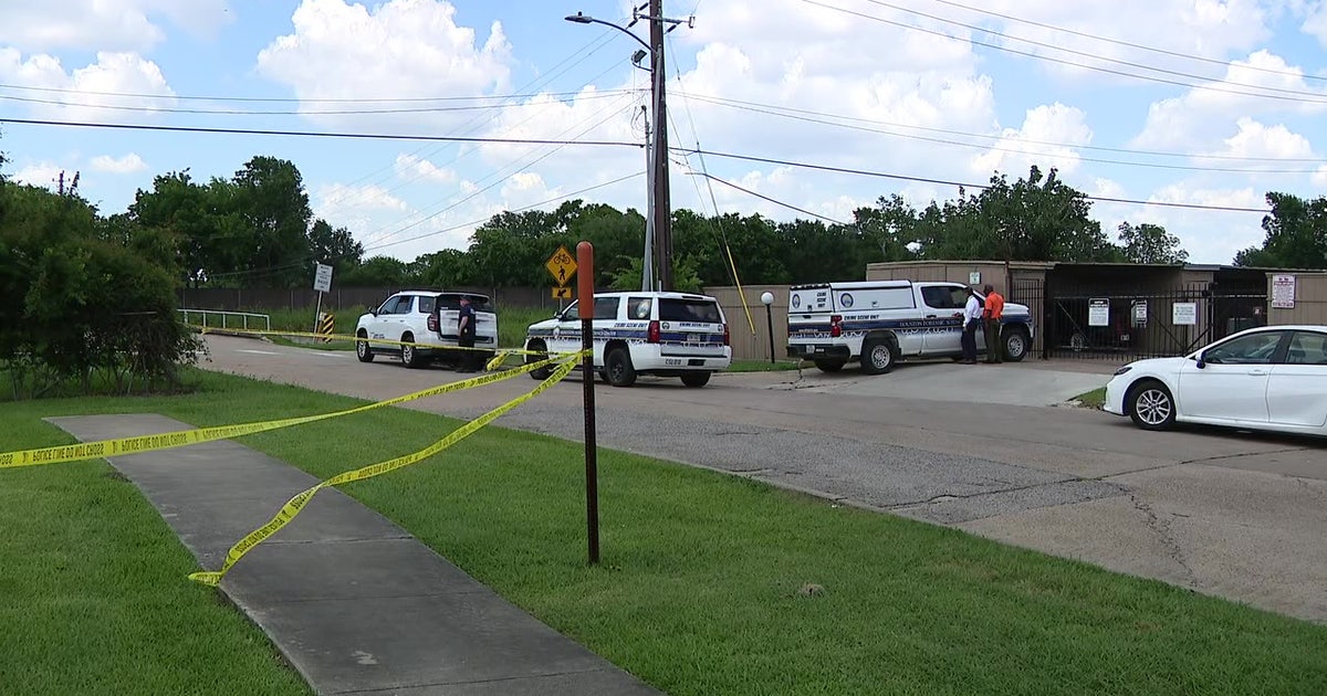Person found dead along trail near Brays Bayou in Houston