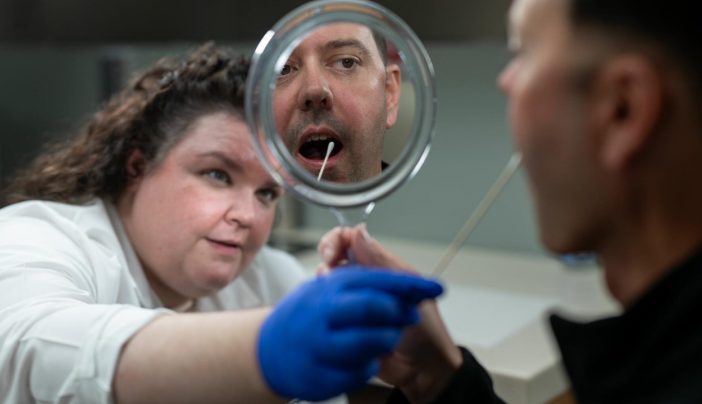What is a glossectomy? Types, procedure and recovery