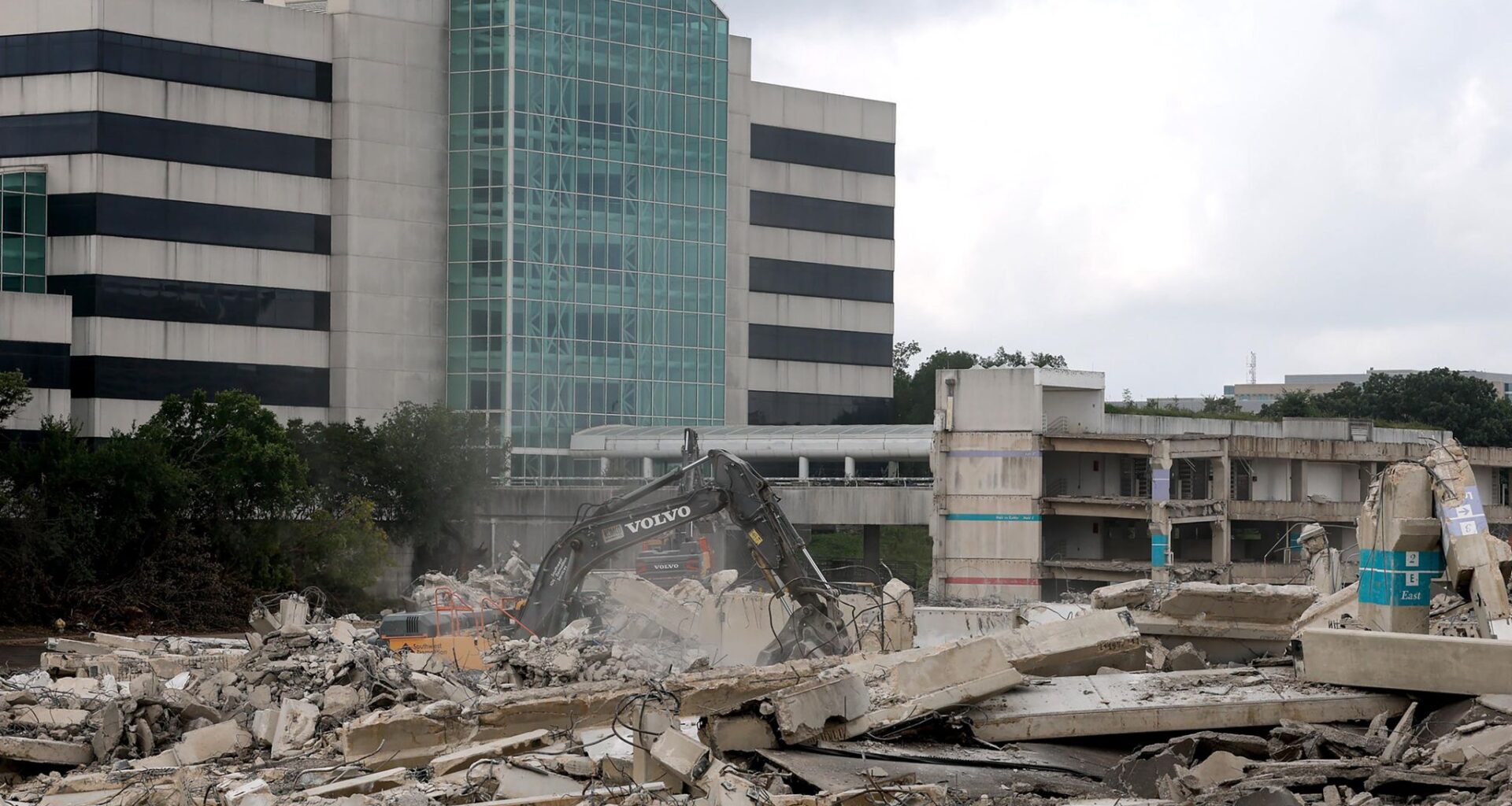 AT&T plans to build its new headquarters in Plano.  Demolition has started at the old EDS campus.