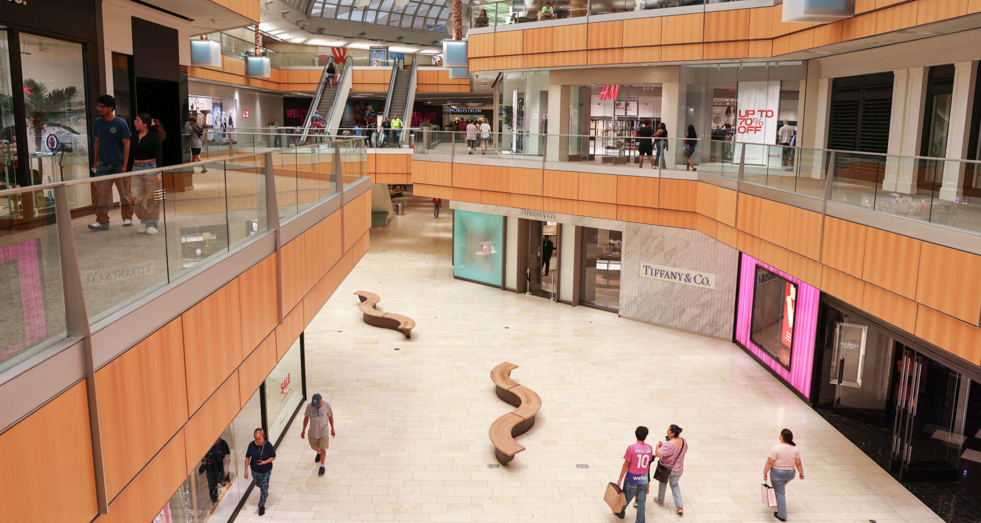 Galleria Dallas loses longtime luxury jeweler Tiffany & Co.