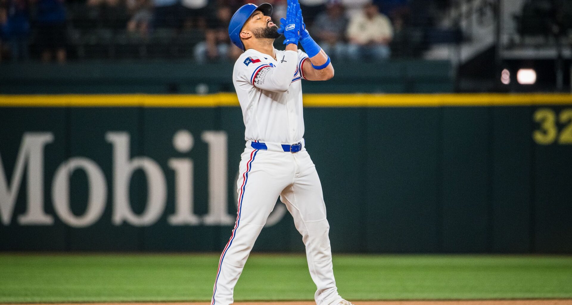 Joc Pederson caps 8-run 1st for Rangers a night after Astros had a no-hitter against Texas