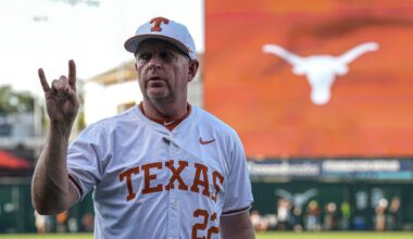 Texas baseball: Jim Schlossnagle explains decision on NCAA game start