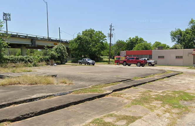 Houston finally moves to fix Midtown's broken sidewalks
