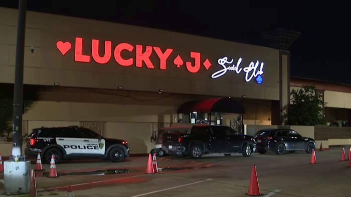 Houston police raid Lucky J Social Club in Midwest Houston, arrest several in illegal gambling bust