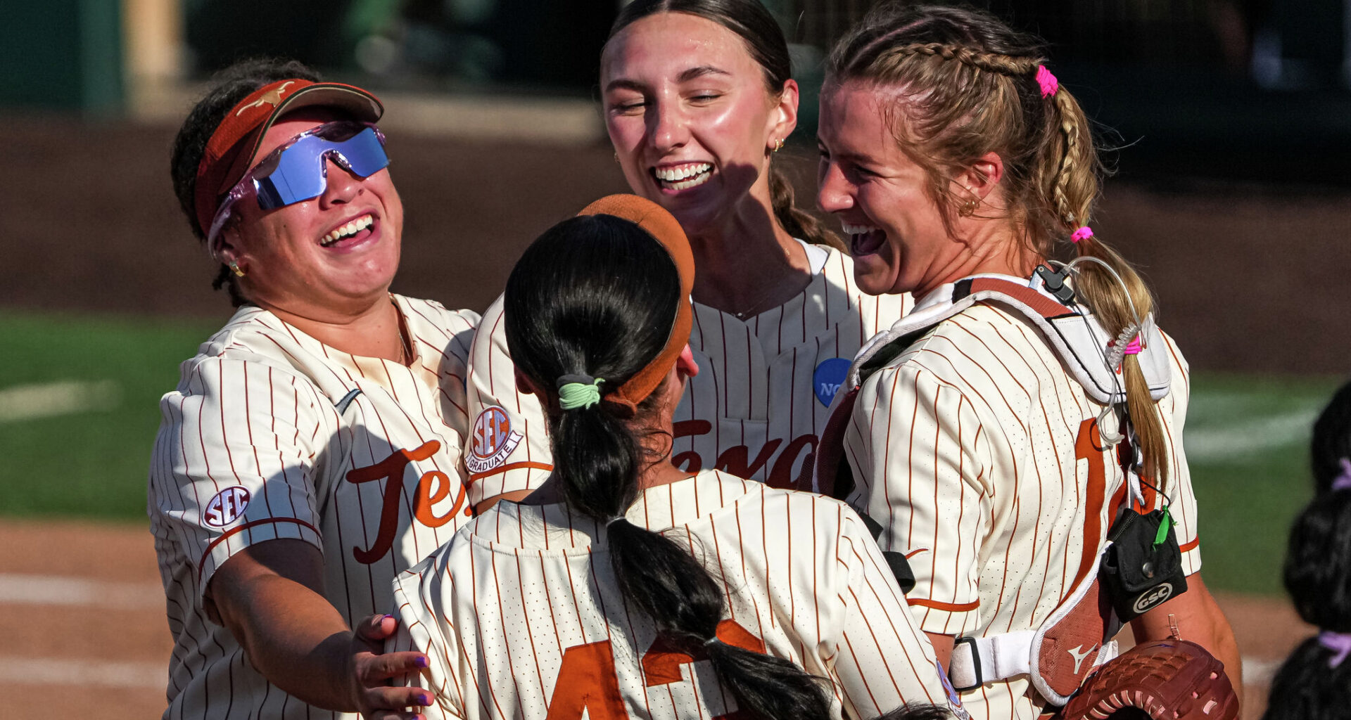 Texas vs Tennessee softball: TV channel, game info for WCWS Thursday