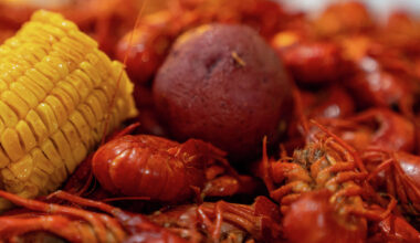 When does Texas crawfish season end in 2026?