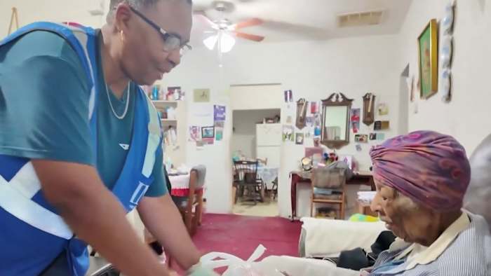 Hurricane season 2026: Houston nonprofit prepares thousands of seniors with emergency meals