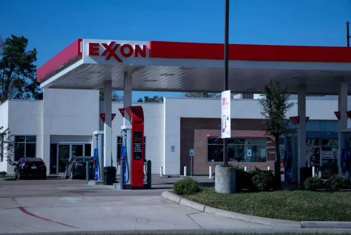ExxonMobil shareholders approved a proposal to move the company's legal home to Texas.