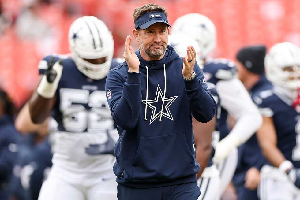 Dallas Cowboys v Washington Commanders - NFL 2025