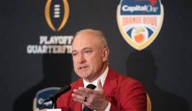 Texas Tech responds to Texas coach swipe with offer to pay to play