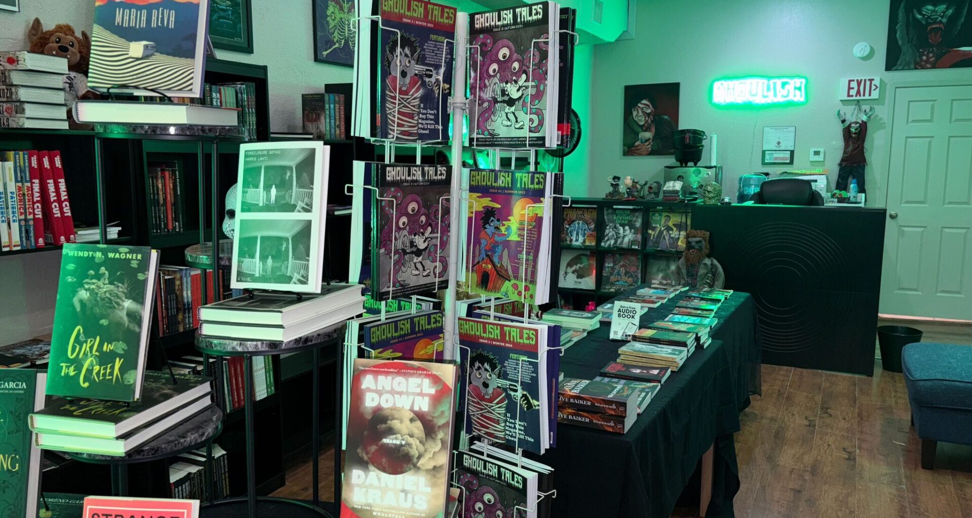 Popular San Antonio horror bookstore suddenly laid to rest