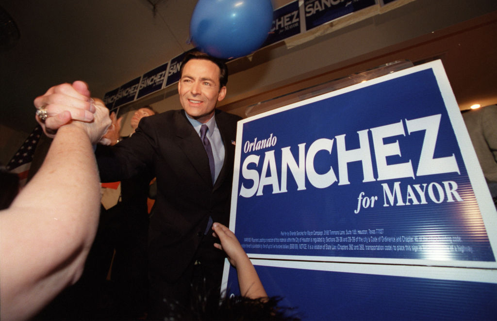 Who is Orlando Sanchez? Plummer will now face this familiar unknown