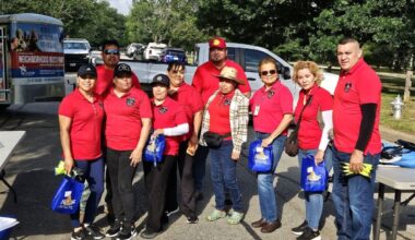 3 Tons of Debris Cleaned Up by City, Volunteers at Robin Lane Event