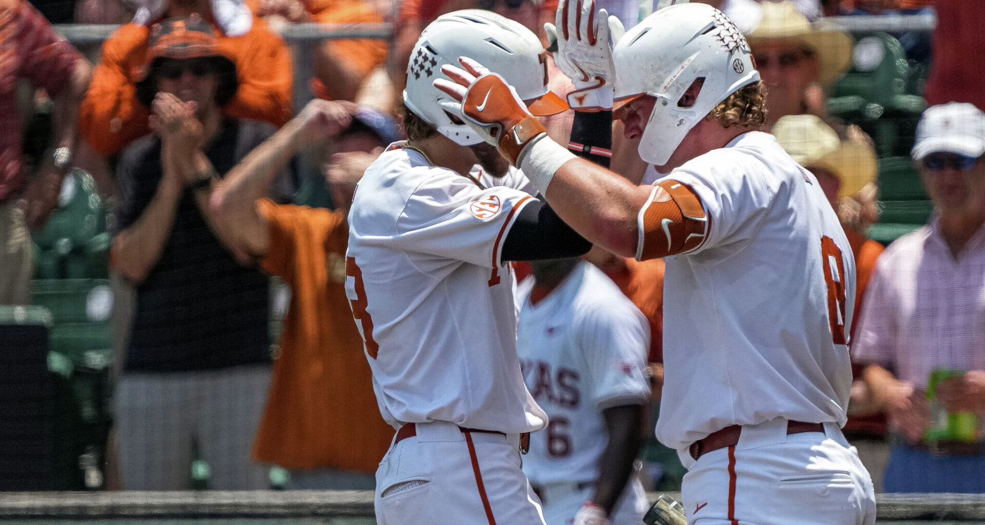 Texas baseball vs Holy Cross game score: Longhorns win 19-1 blowout
