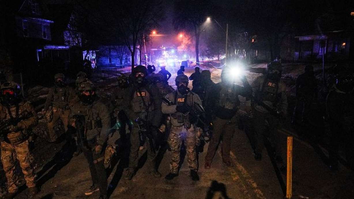 US immigration agent arrested in Texas for Minneapolis shooting
