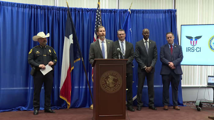 2 men pleaded guilty to attempting to bribe Bexar County Sheriff Javier Salazar for towing contract