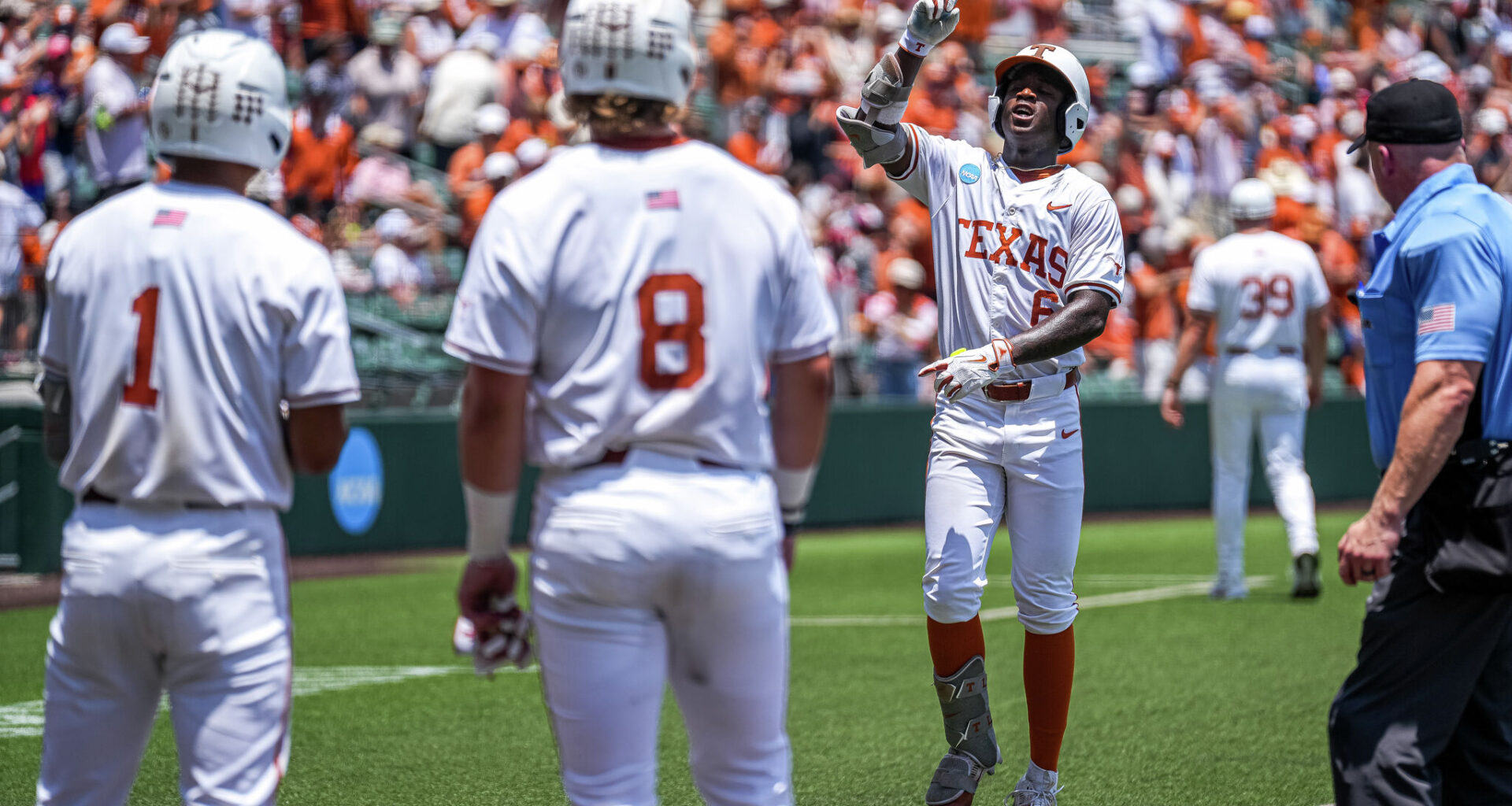 Texas baseball's power show by Anthony Pack Jr. a huge sign for future
