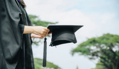 Spurs traffic snarls San Antonio-area high school graduation