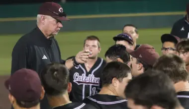 Calallen baseball rallies to take Game 1 over Bullard in extra innings