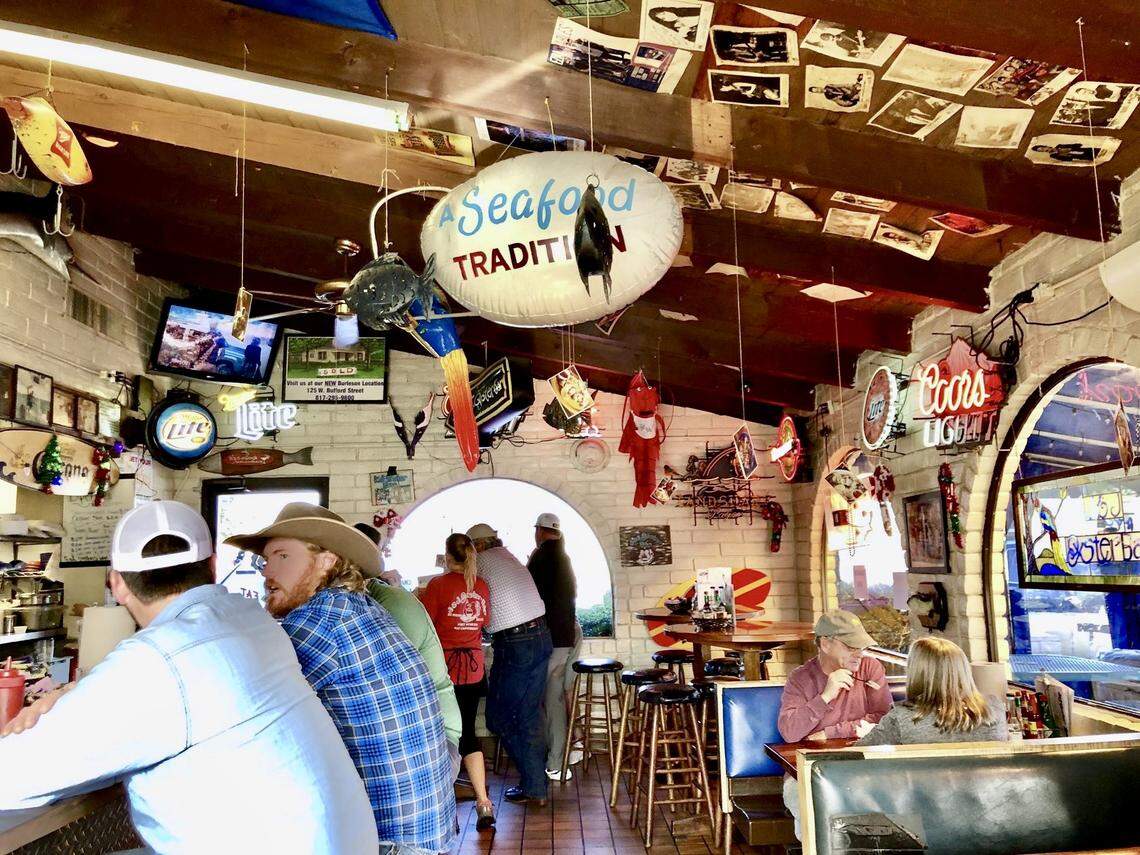 It’s last call for two west Fort Worth foodie landmarks. Here’s when they close