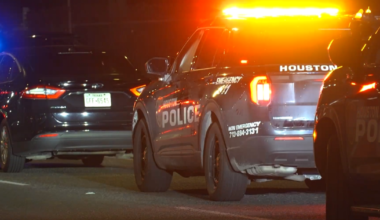 Houston homicide detectives investigating suspicious death near downtown Houston