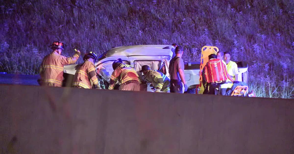 One dead, another hospitalized after early morning wrong-way crash on Highway 121