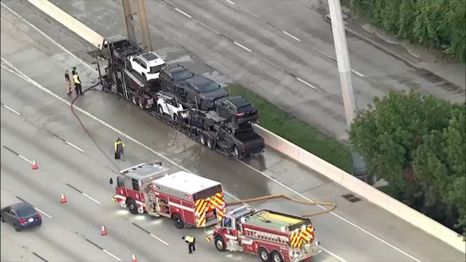 13 Alert Traffic: Car carrier trailer fire blocking 2 right lanes on Eastex Freeway southbound at Lee Road