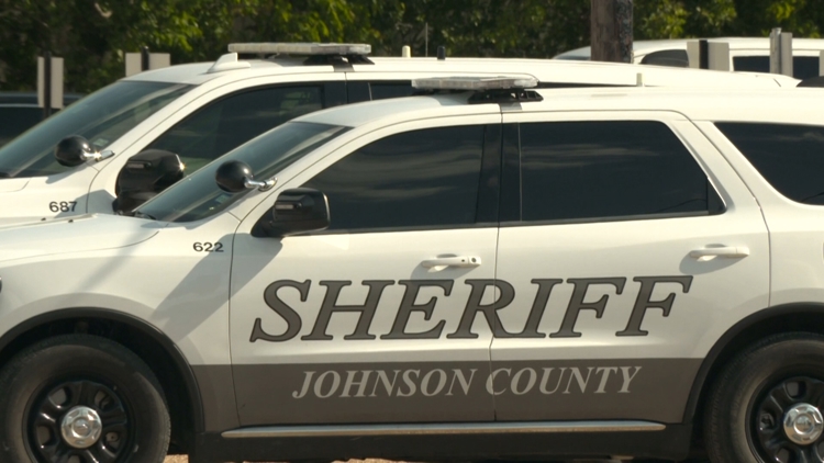 North Texas police shoot suspect after chase ends with crash, Johnson County officials say