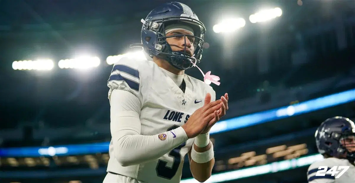Michigan Sets Sights on Texas Star: 2028 QB Trey Wright Taking Notice