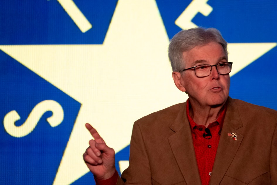 Dan Patrick backs Mayes Middleton for Texas attorney general