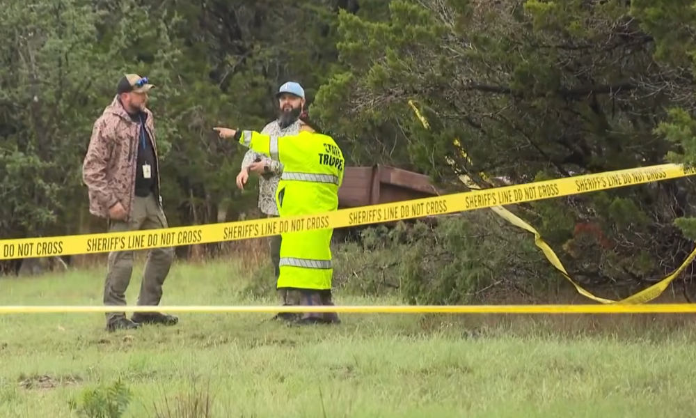 5 killed in small plane crash near Austin, Texas