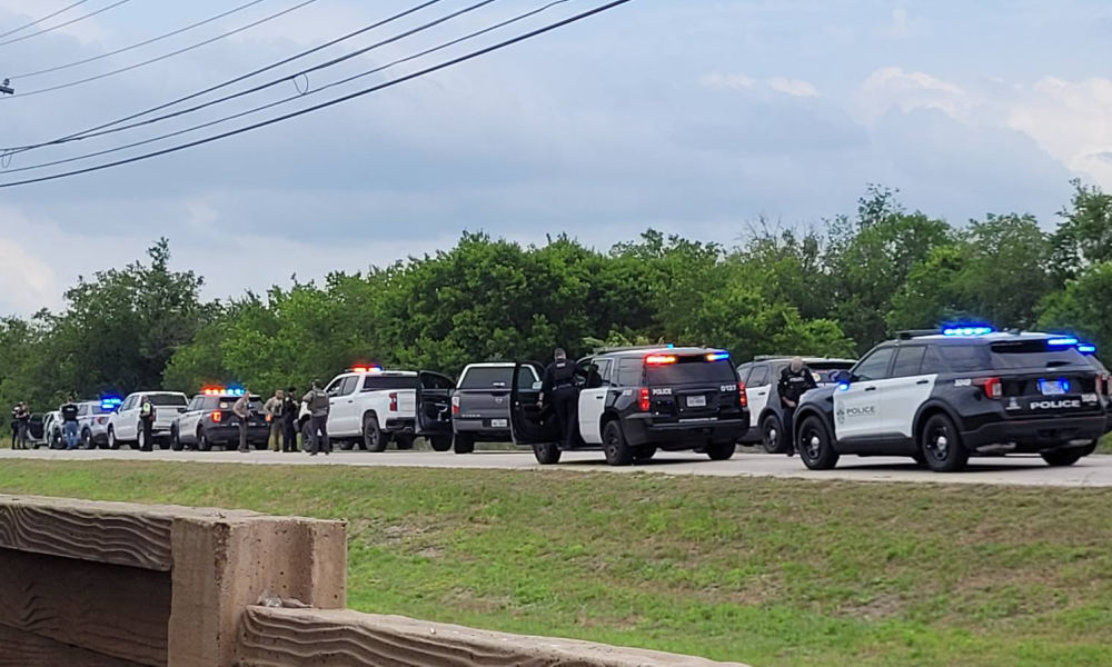 10 random shootings in Austin leave 4 injured; 2 suspects in custody