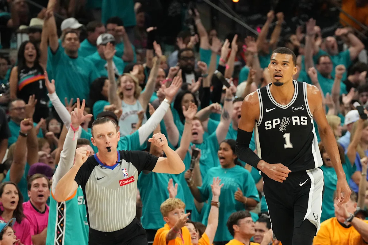 NBA playoff TV schedule tonight, where to watch Thunder vs Spurs Game 4