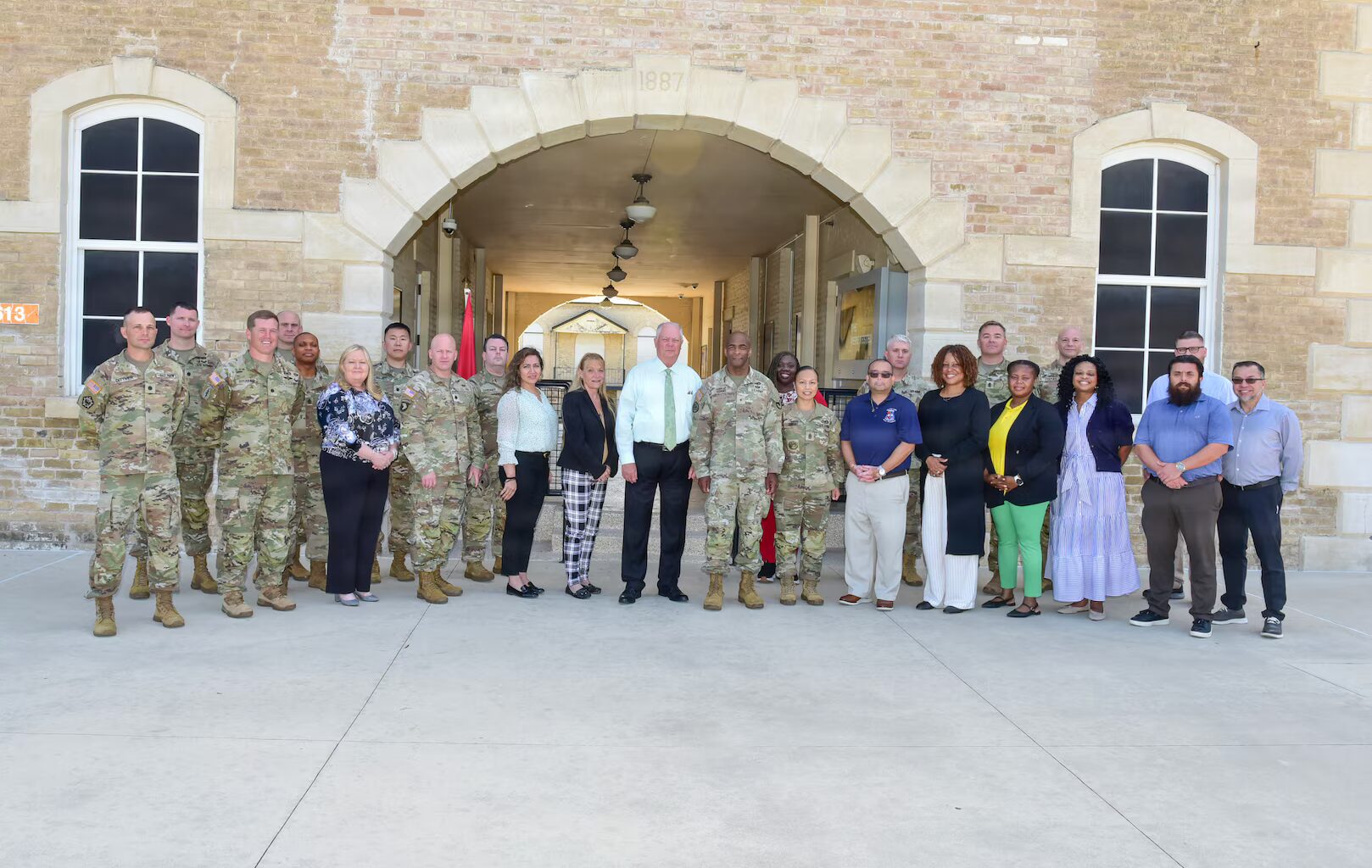 MICC Contracting Leader Course provides insight for future leaders > Joint Base San Antonio > News