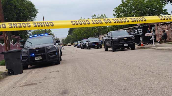 Man with apparent gunshot to head dies inside South Side home, authorities say
