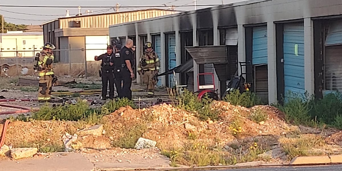 Storage unit fire in North Lubbock under investigation