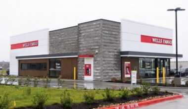 A new Wells Fargo branch opened in the Parmer Ranch Marketplace shopping center in March. (Courtesy Wells Fargo)