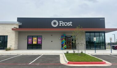 Frost Bank opened its 200th location in Pflugerville last year. (Gracie Warhurst/Community Impact)